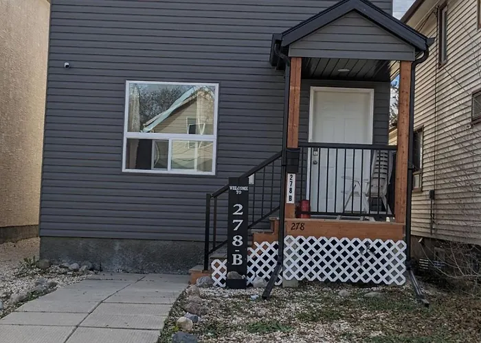 Elmwood Stay