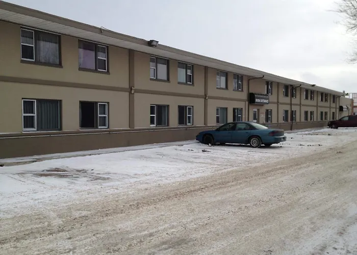Airport Motor Inn
